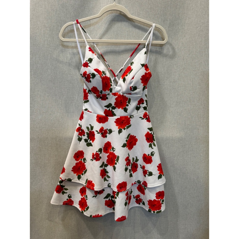 B. Darlin Women Red Floral Tiered Ruffle Mini Dress White Size 3/4 45XQ720
